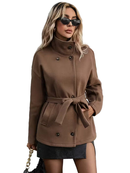 Damski Krótki Płaszcz z Regulowanym Kołnierzem