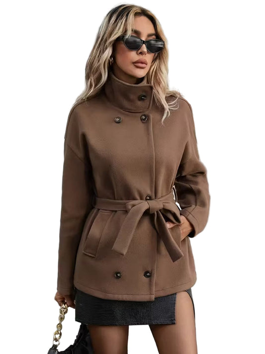 Damski Krótki Płaszcz z Regulowanym Kołnierzem